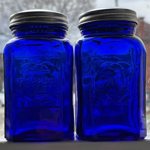 Vintage Cobalt Blue Glass Square Salt and Pepper Shakers Repro - Picture 2 of 10